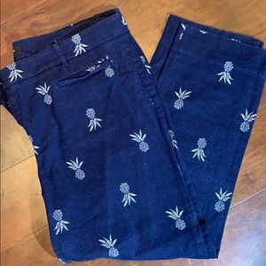 🍍Ann Taylor Pineapple Cropped Pants